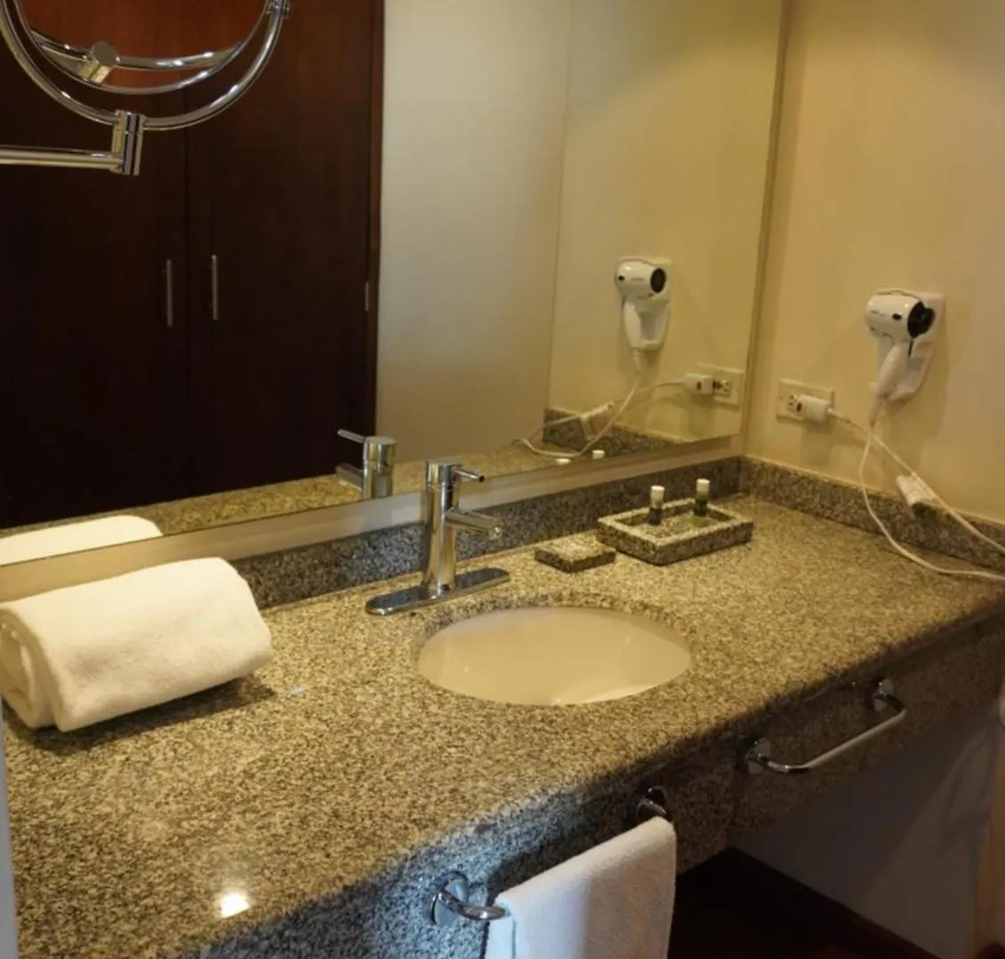 Hotel Ilar Esperanza Cerca De Embajada Eeuu Y Corferias Bogotá
