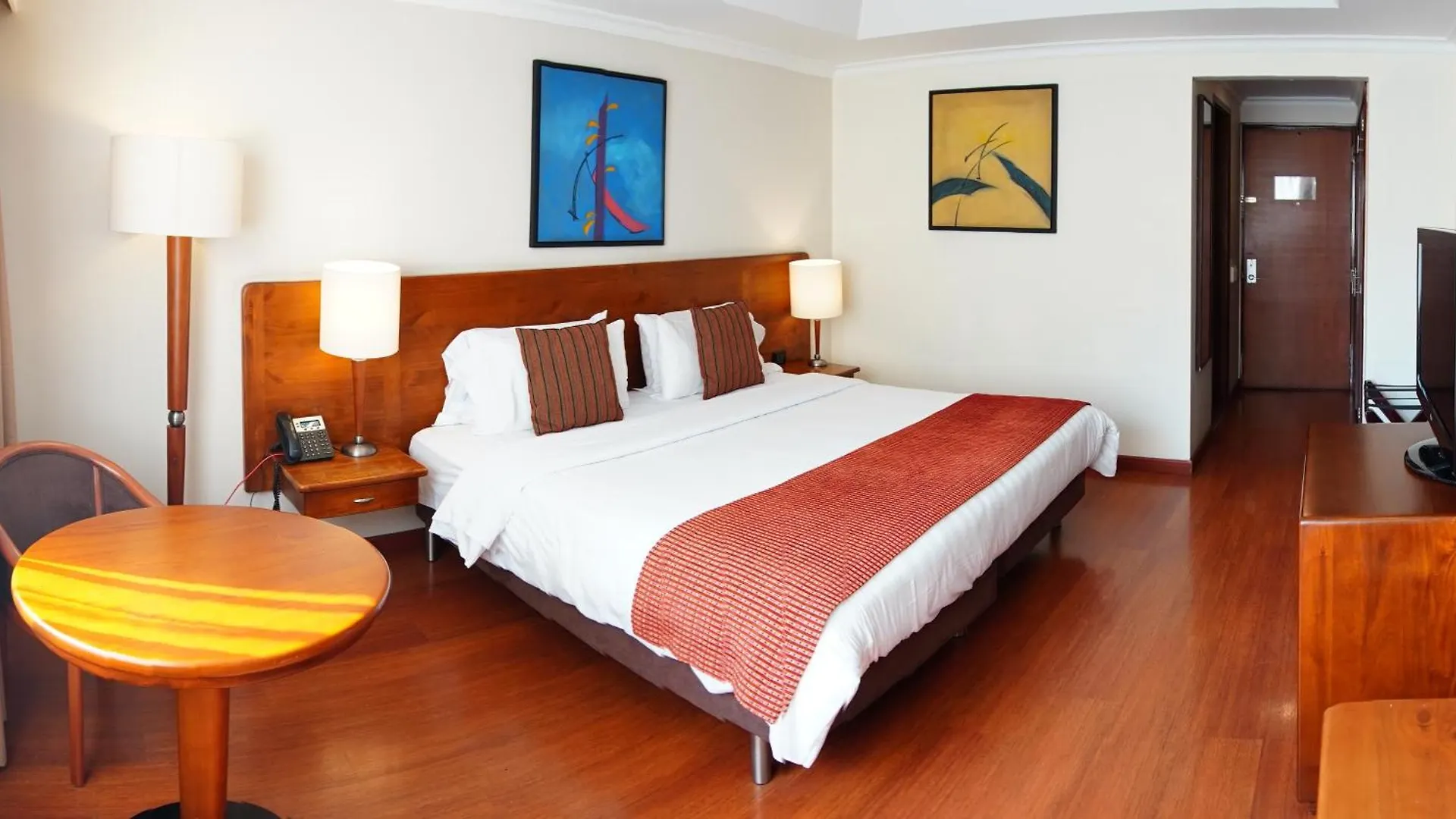 Hotel Ilar Esperanza Cerca De Embajada Eeuu Y Corferias Bogota